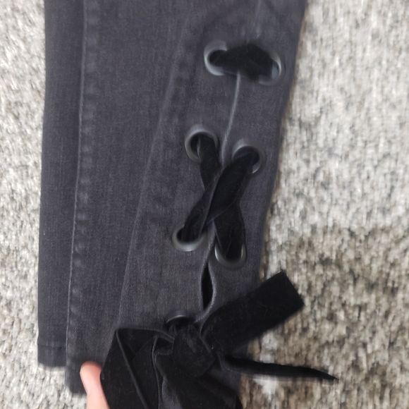 Universal Thread High Rise Skinny Jeans - Picture 2 of 4